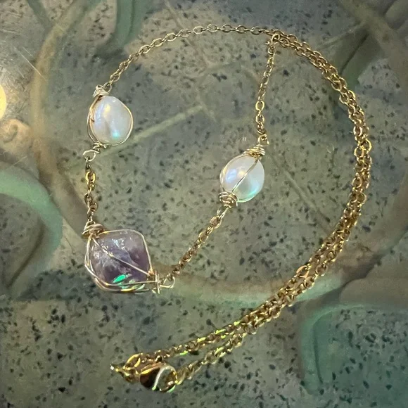 🌊Custom Aura Amethyst & Pearl Choker (15") - Picture 10 of 14